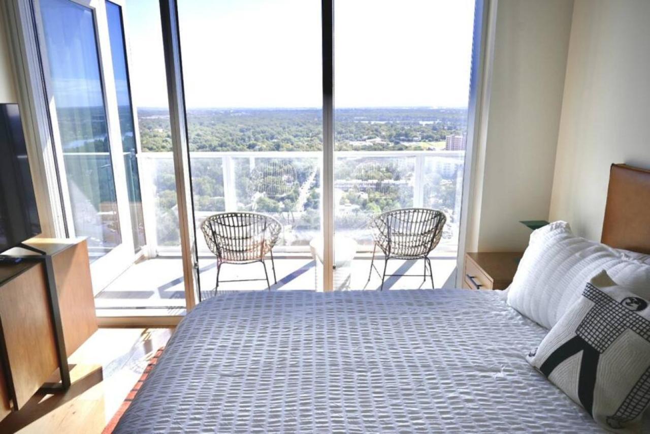 Luxury 1Br With Views, Rooftop Pool And Walk To Rainey St. Apartment Austin Exterior photo