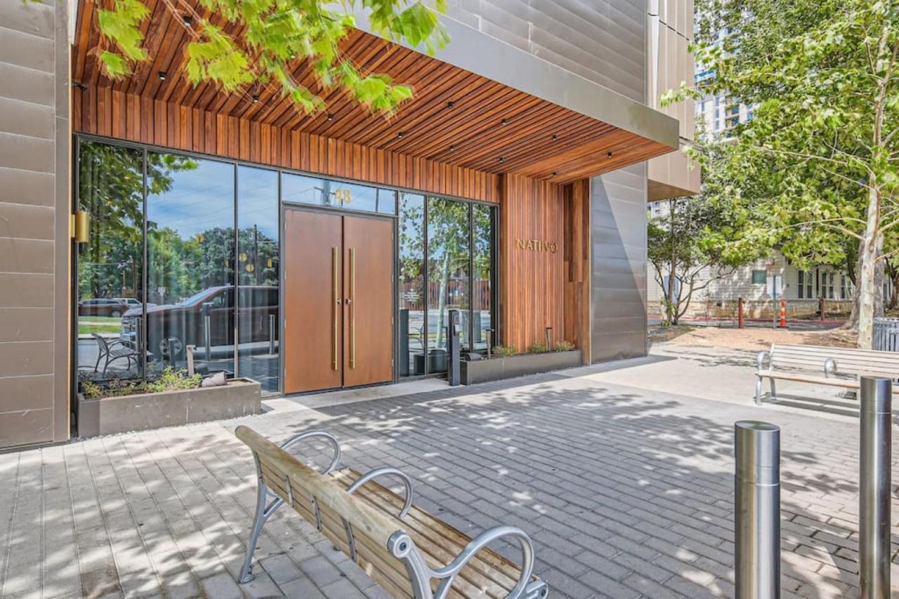 Luxury 1Br With Views, Rooftop Pool And Walk To Rainey St. Apartment Austin Exterior photo